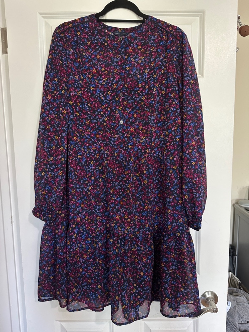 TOMMY HILFIGER OVERSIZED FLORAL DRESS SIZE M